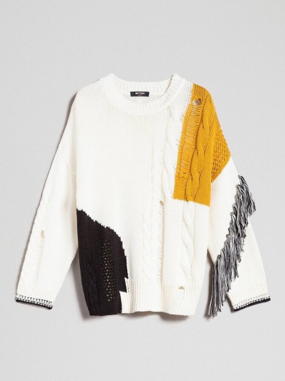 Sweater - Fringed sleeve and color-block panels